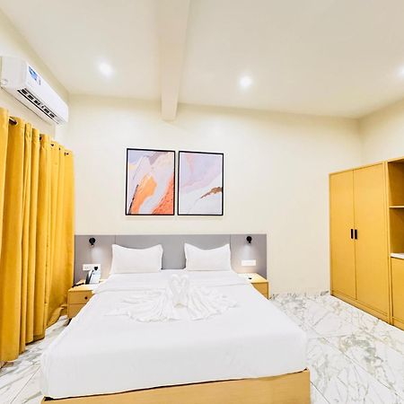 Ixoras Hotel Lemba Kinshasa Bagian luar foto