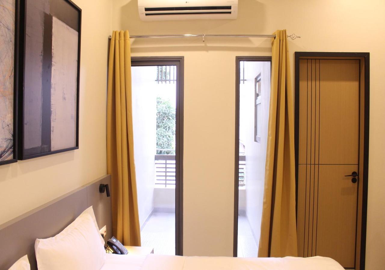 Ixoras Hotel Lemba Kinshasa Bagian luar foto