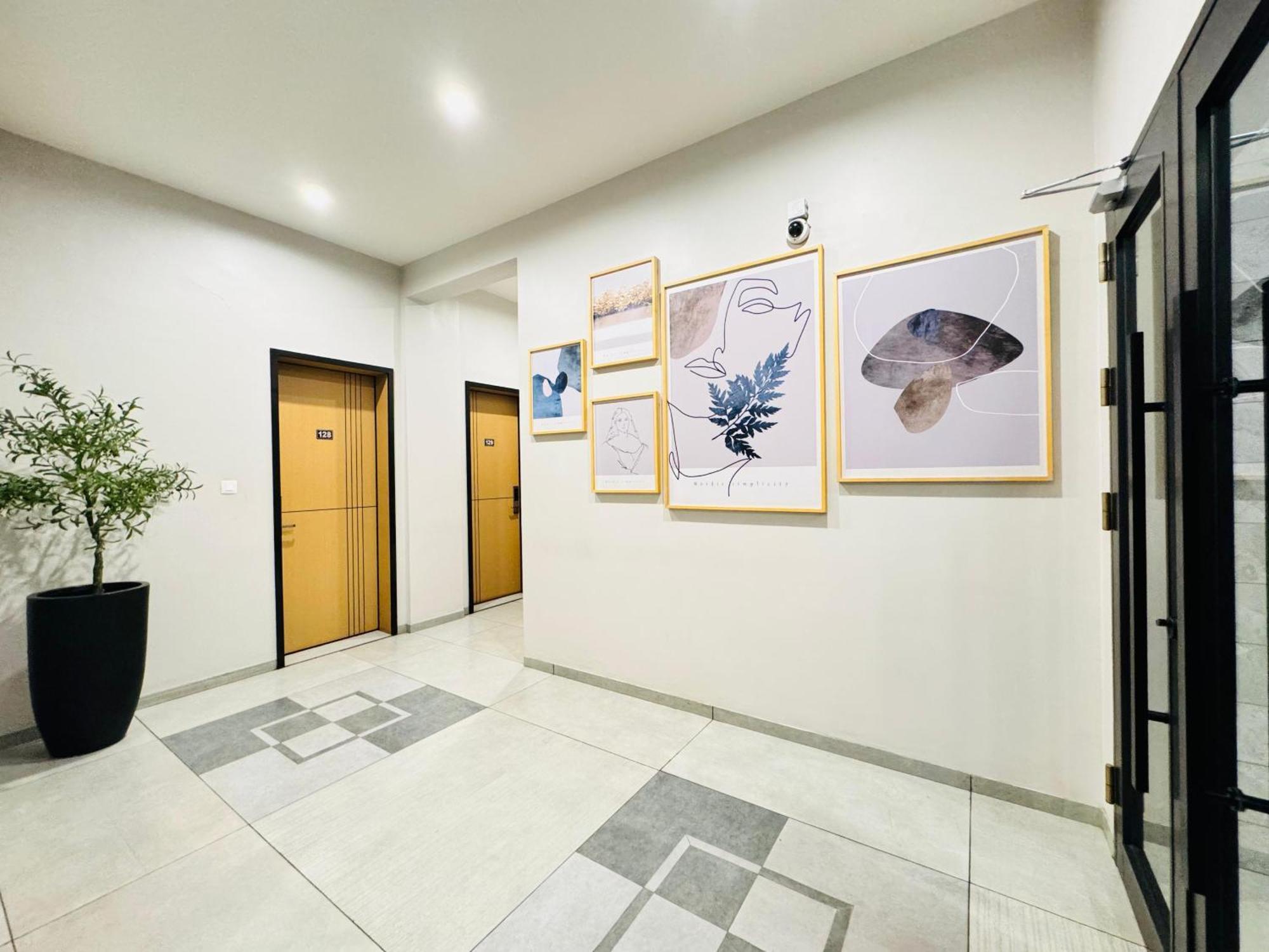 Ixoras Hotel Lemba Kinshasa Bagian luar foto