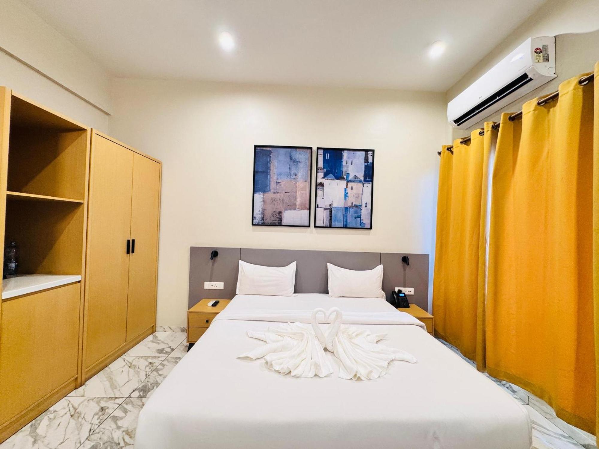 Ixoras Hotel Lemba Kinshasa Bagian luar foto