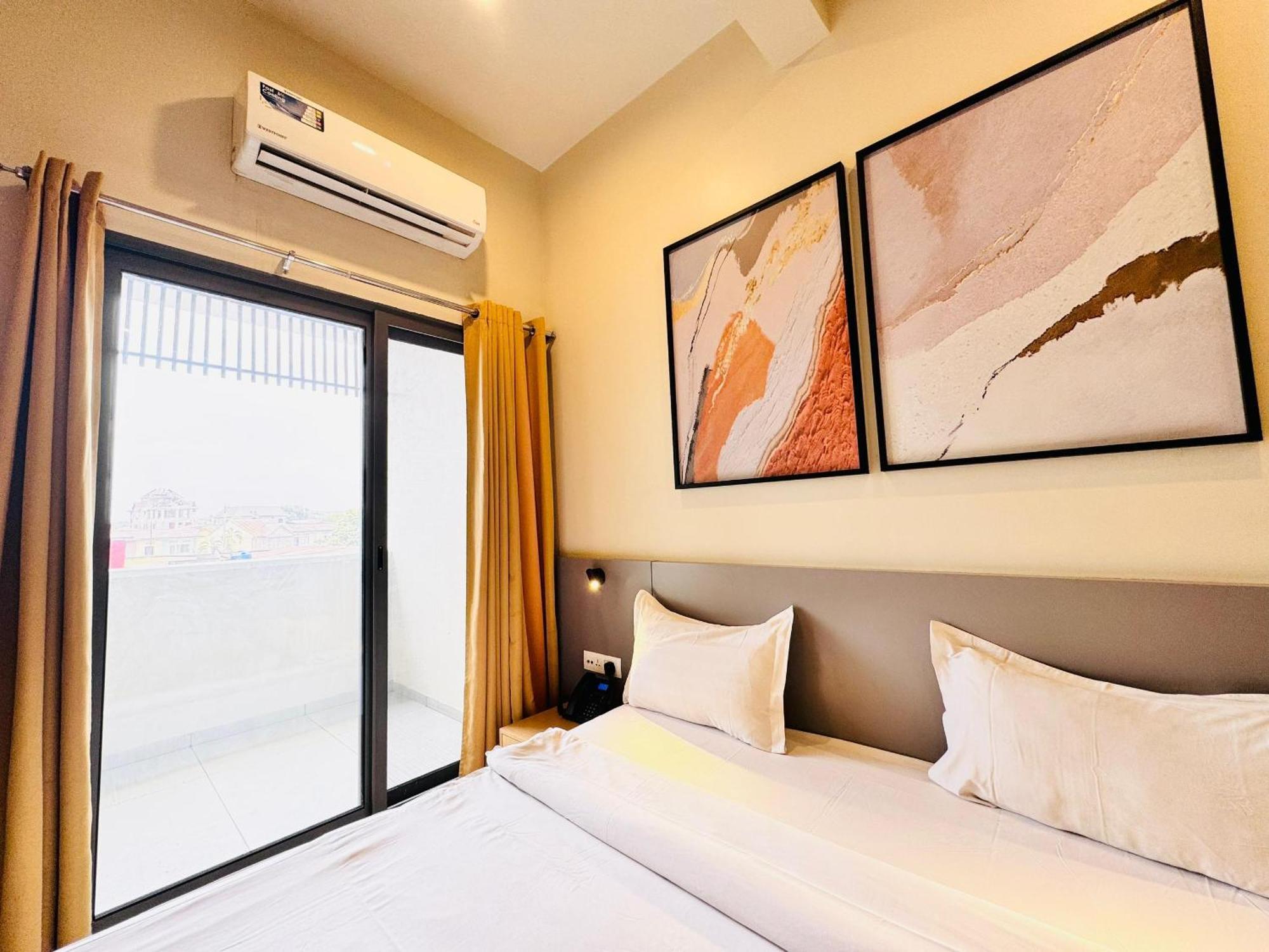 Ixoras Hotel Lemba Kinshasa Bagian luar foto